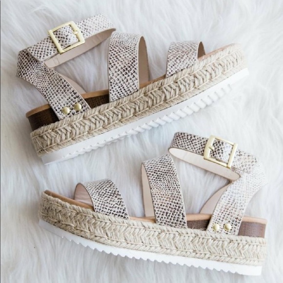 Snake Print espadrille sandal - Picture 8 of 10